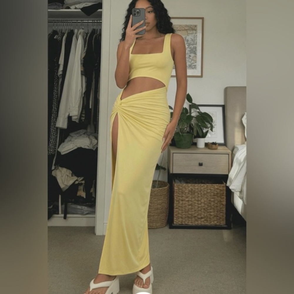 Micas Solid Twist Front Cut Out Slit Midi Dress size XS MA1-13